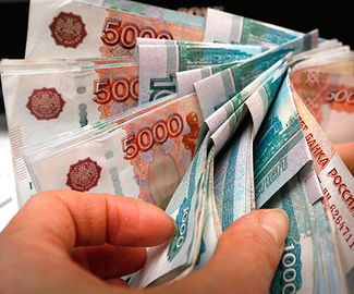 Бюджетникам в области увеличат заработную плату с 1 сентября