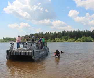 Подготовка к экологической реабилитации реки Пахры в Подмосковье.