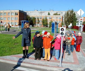 Сотрудники ОГИБДД ОМВД России по Зарайскому району провели акцию «Внимание — пешеход!»