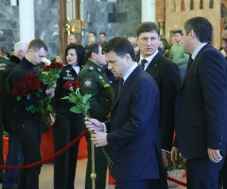 Губернатор Московской области принял участие в траурной церемонии прощания с погибшими в авиакатастрофе самолета Ту-154