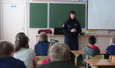 Полицейские ОМВД Росси по г.о. Зарайск провели профилактическую беседу с учащимися