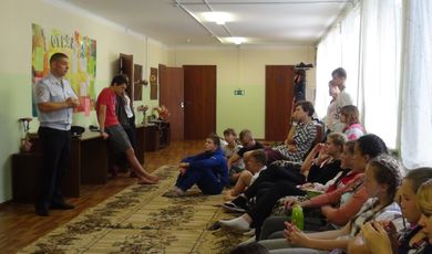 Сотрудник ОМВД России по г.о. Зарайск провел антинаркотическую беседу в детском лагере