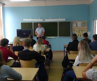 Сотрудники ОМВД России по г.о. Зарайск провели антинаркотическую беседу со студентами