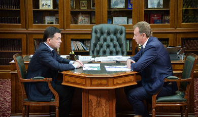 Воробьев провел рабочую встречу с исполняющим обязанности главы Зарайска