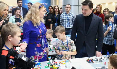 Андрей Воробьев открыл Кубок губернатора Московской области по робототехнике «Рубикон»