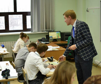 Более 1,4 тысячи молодых педагогов трудоустроили в Подмосковье в 2018 году