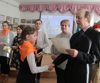 В Зарайском ЦДТ наградили победителей и призёров муниципального конкурса детских рисунков «Афганский альбом»