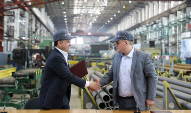 Губернатор подписал соглашение о сотрудничестве с гендиректором ПАО «Машиностроительный завод «ЗиО-Подольск»