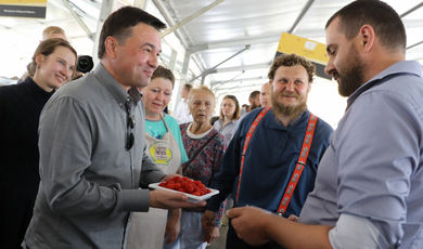 Андрей Воробьев проверил готовность к открытию фестиваля фермерской продукции «Сыр. Пир. Мир»
