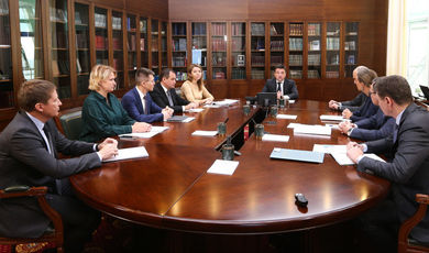 Губернатор отметил важность создания благоприятных условий для бизнеса на совещании с зампредами