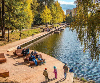 Слэклайн-площадки, книжные полки и Wi-Fi – что нового в парках Подмосковья.