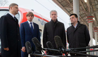 Андрей Воробьев, Сергей Собянин и Олег Белозеров проверили подготовку к открытию МЦД.