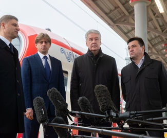 Андрей Воробьев, Сергей Собянин и Олег Белозеров проверили подготовку к открытию МЦД.
