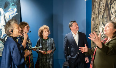 Губернатор встретился с внучками Шагала перед открытием выставки художника в Новом Иерусалиме.