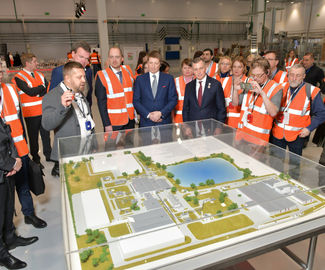 Расширение крупнейшего в мире косметического завода Henkel завершено в Подмосковье.