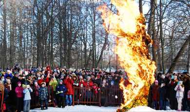Более 150 тыс. человек отпраздновали Масленицу в парках культуры и отдыха Подмосковья.