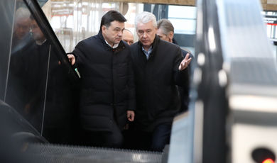 Андрей Воробьев и Сергей Собянин открыли остановочный пункт Победа в Наро-Фоминске.
