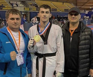Тхеквондисты из Подмосковья завоевали три медали на чемпионате России.
