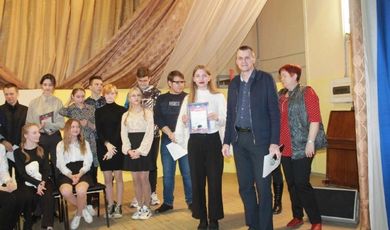 В Луховицком аграрно-промышленном техникуме Зарайска прошёл конкурс чтецов "Моё любимое стихотворение".
