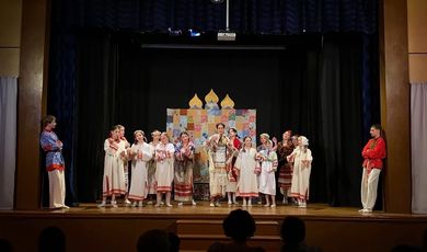 Детская театральная студия "Сказка" (руководитель Елена Зайцева) вновь показала свой премьерный спектакль "Не любо-не слушай!"
