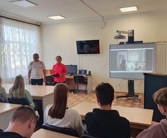 Зарайские студенты провели встречу с тренером-преподавателем по тхэквондо В.Н. Евдокимовым.