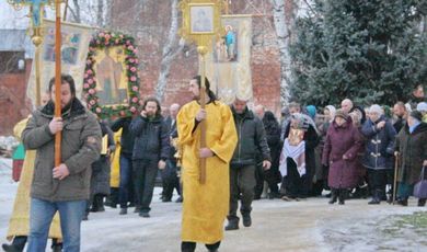 В Зарайске прошла Божественная литургия в честь святителя Николая