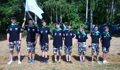 На реке Осетр начал работу военно-спортивный туристический лагерь ВПК "Русь"