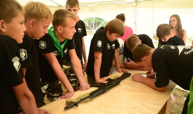 Рабочие будни в военно-спортивном туристическом лагере ВПК "Русь"