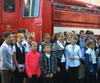 Тренировочная пожарная эвакуация успешно прошла в средней школе №6 города Зарайска Московской области.