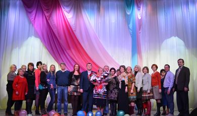Руководителя образцового хореографического ансамбля «Очаровашки – Очарование» Ирину Хорошеву поздравили с юбилеем.