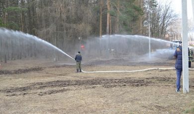 Учения по технике тушения лесных пожаров прошло в Зарайске