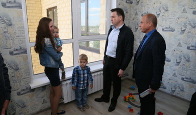 Андрей Воробьев проверил ход исполнения программ по капремонту и переселению граждан из ветхого жилья в Лобне