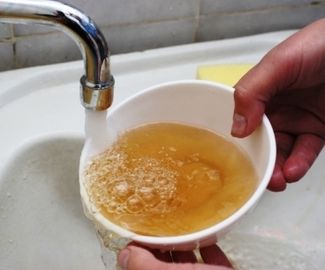 Жители деревни Мендюкино вынуждены пить желтую воду